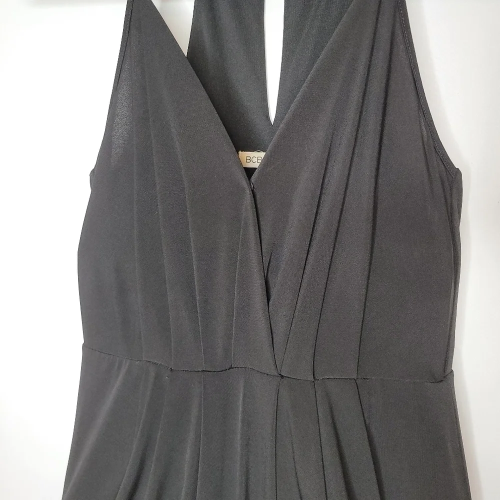 BCBGeneration Sleeveless Drape Pocket Midi Dress - Picture 6 of 12